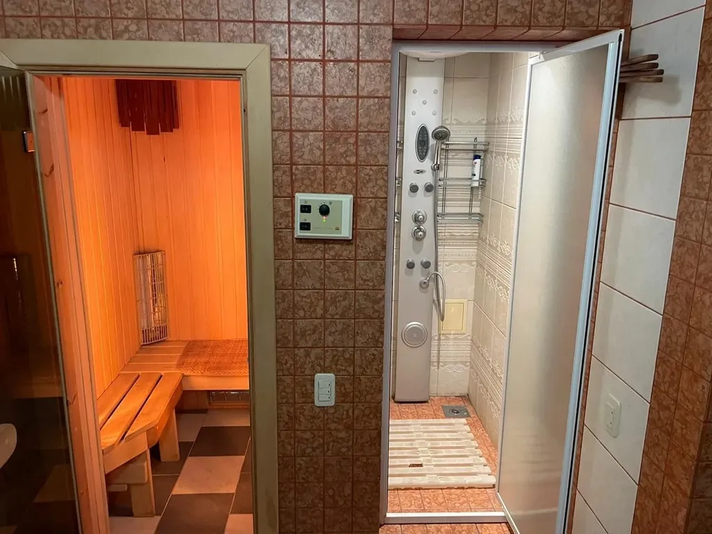 Коттедж 15-местный в Кировском, 450 м², Казань — фото 5