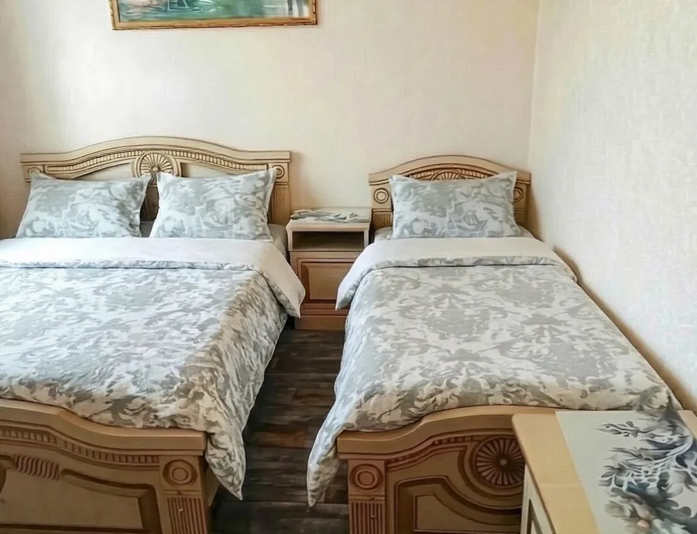 Трёхместный номер стандарт — Южный, фото 2 из 5