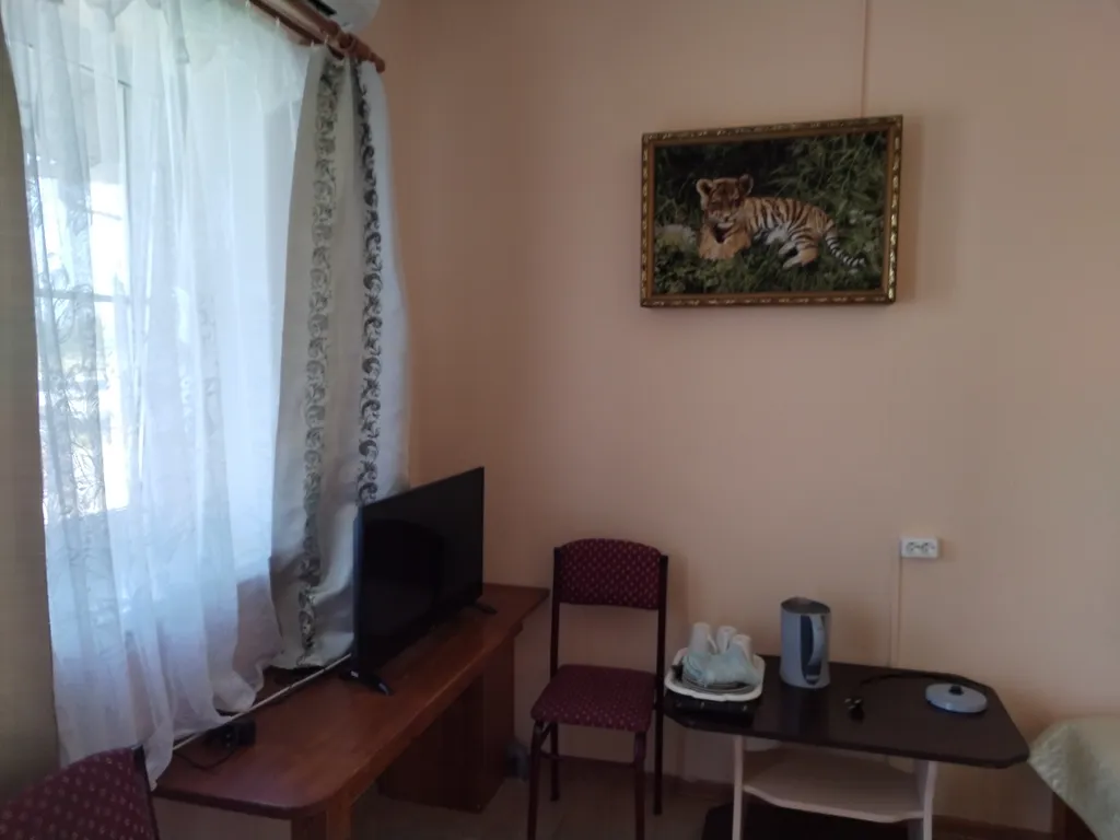 Трёхместный номер улучшенный — Четыре сезона, фото 3 из 5