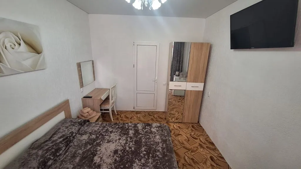Двухместный номер с 1 кроватью люкс с балконом 3 этаж — спальное место