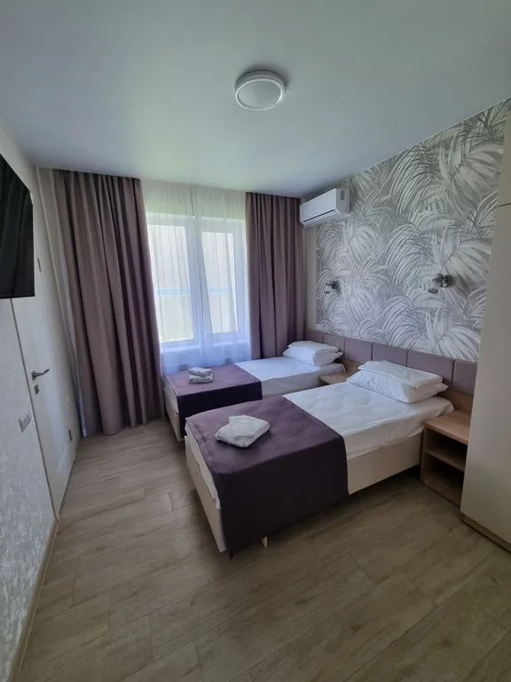 Двухместный номер с 2 отдельными кроватями Standard Double Bed (двухместное размещение) — вид из окна