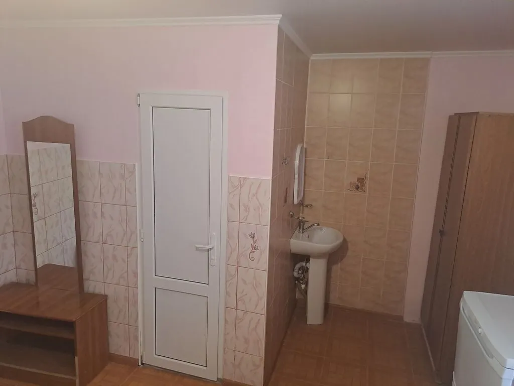 Четырёхместный номер стандарт — ванная комната