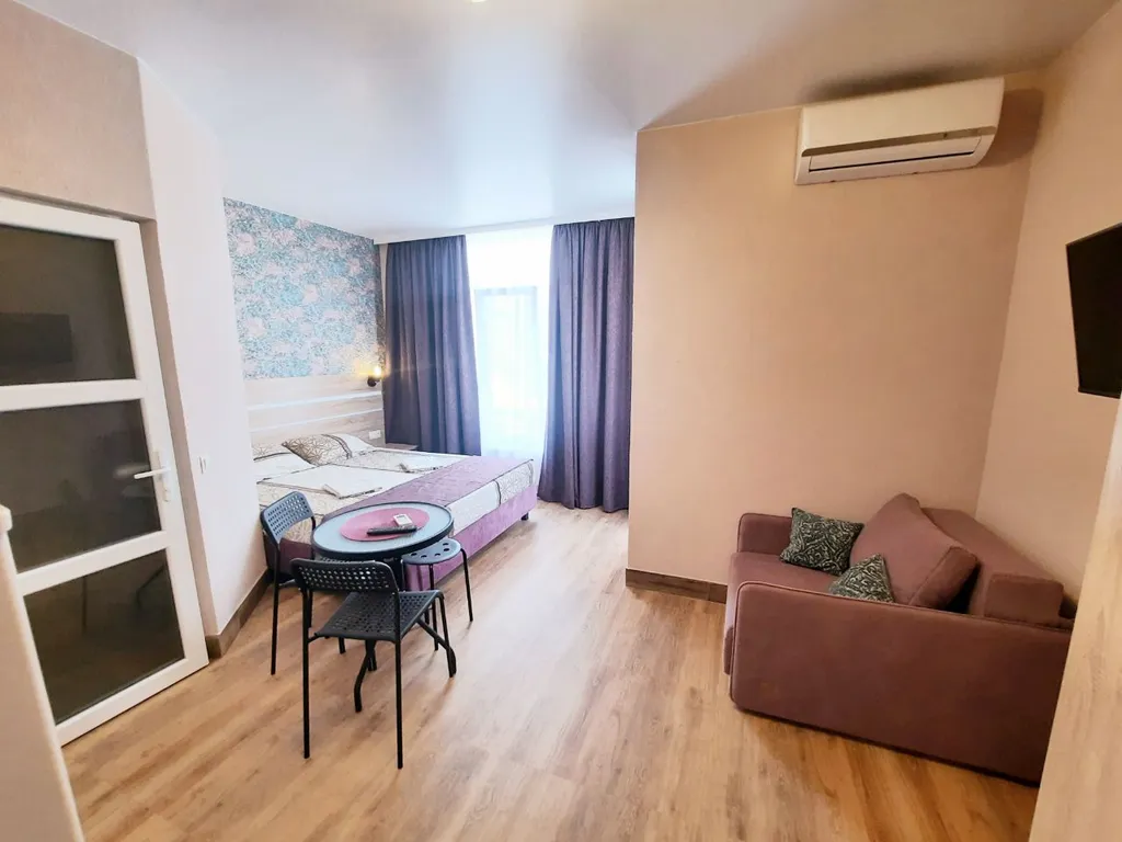 Апартаменты на 2м этаже с небольшим балконом — Angkor-Ankor, фото 3 из 5