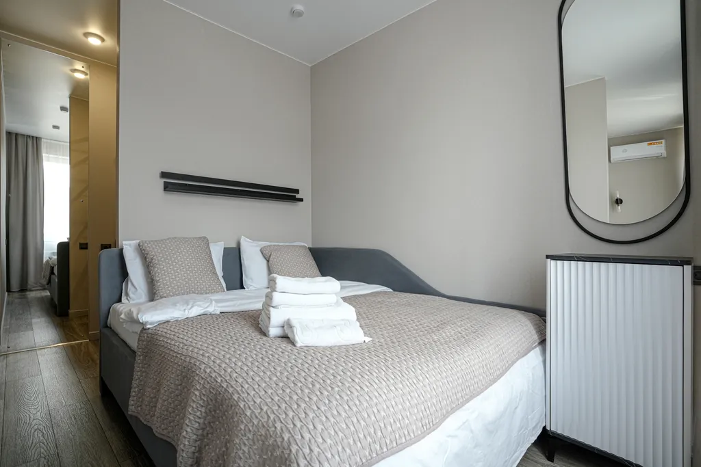 Уютная четырехместная студия с красивым видом на город — 4 Комнаты, фото 1 из 5