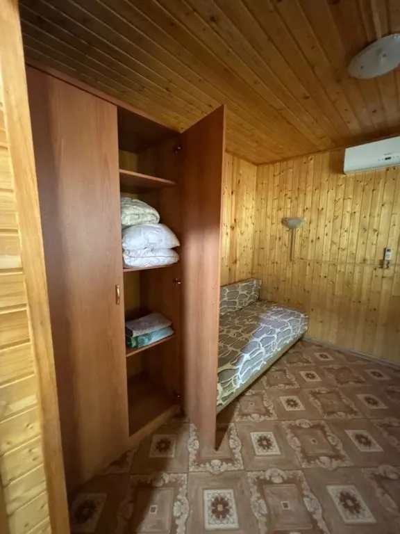 Трёхместный номер Студия д26 — спальное место
