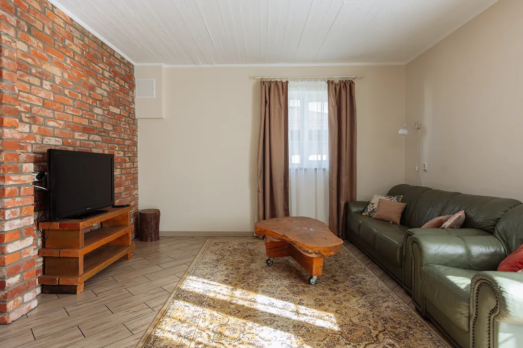 Дом 7-местный на улице Полевой, 90 м², Зеленоградск — фото 8