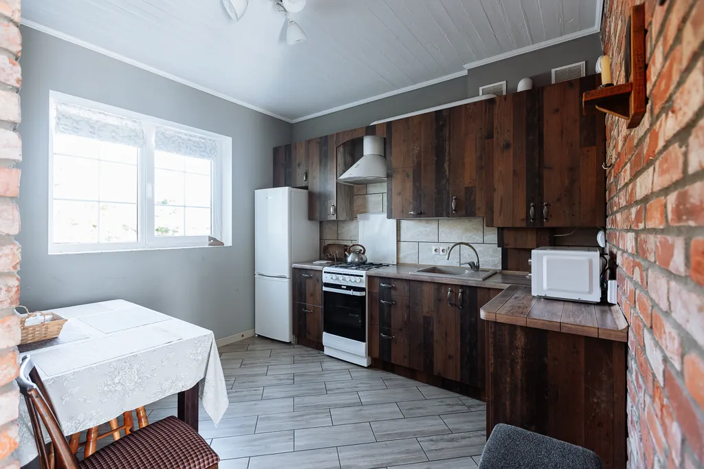 Дом 7-местный на улице Полевой, 90 м², Зеленоградск — фото 9