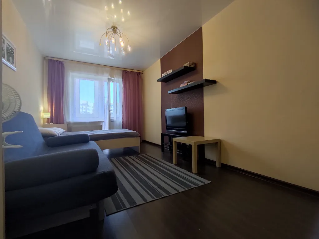 Квартира однокомнатная на улице Батецкой, 37 м², Великий Новгород — спальня, фото 4