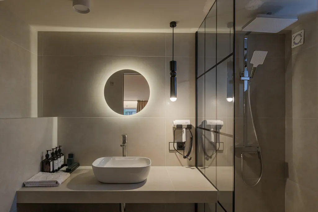 Двухместный номер с 2 отдельными кроватями Стандарт — Rene Boutique Hotel, фото 5 из 5