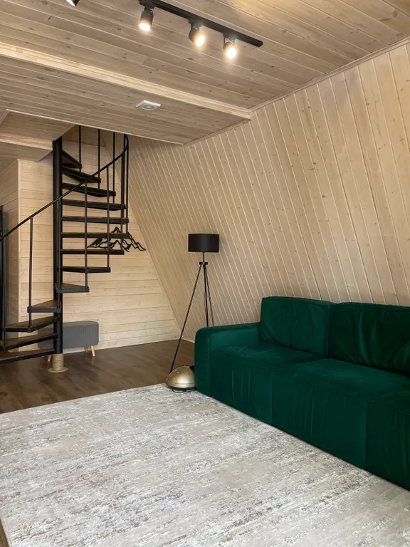Дом 8-местный на улице Арктической, 100 м², Шерегеш — спальня