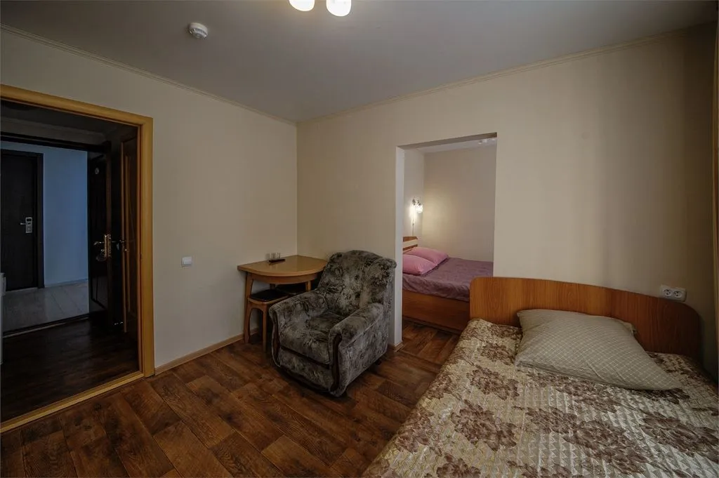 Трёхместный номер стандарт семейный — Aqua resort Kamchatka, фото 2 из 5