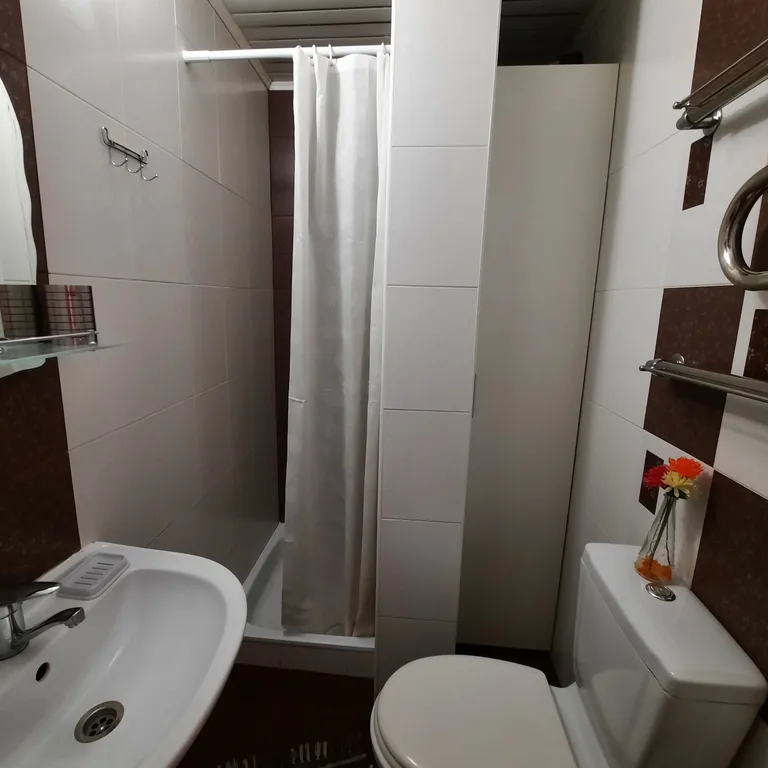 Квартира двухкомнатная на улице Октябрьской, 40 м², Пятигорск — фото 7