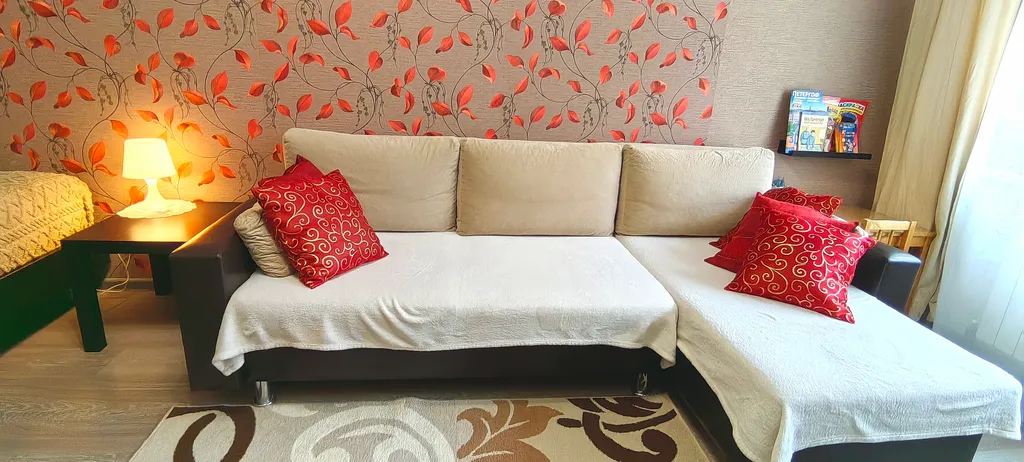 Апартаменты однокомнатные на улице Генерала Паскевича, 42 м², Смоленск — спальня, фото 8