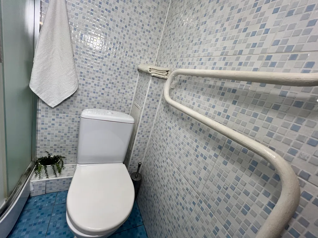 Квартира однокомнатная у Горьковской, в Кузнечихе, 43 м², Нижний Новгород — ванная комната, фото 2