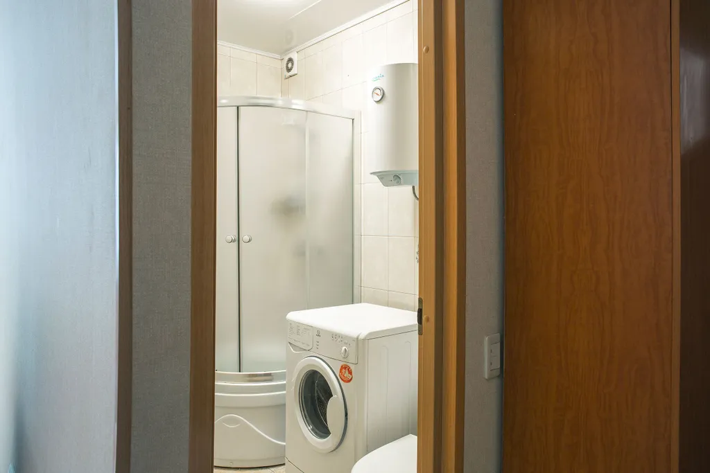 Квартира однокомнатная на проспекте Ленина, 32 м², Ярославль — ванная комната, фото 3