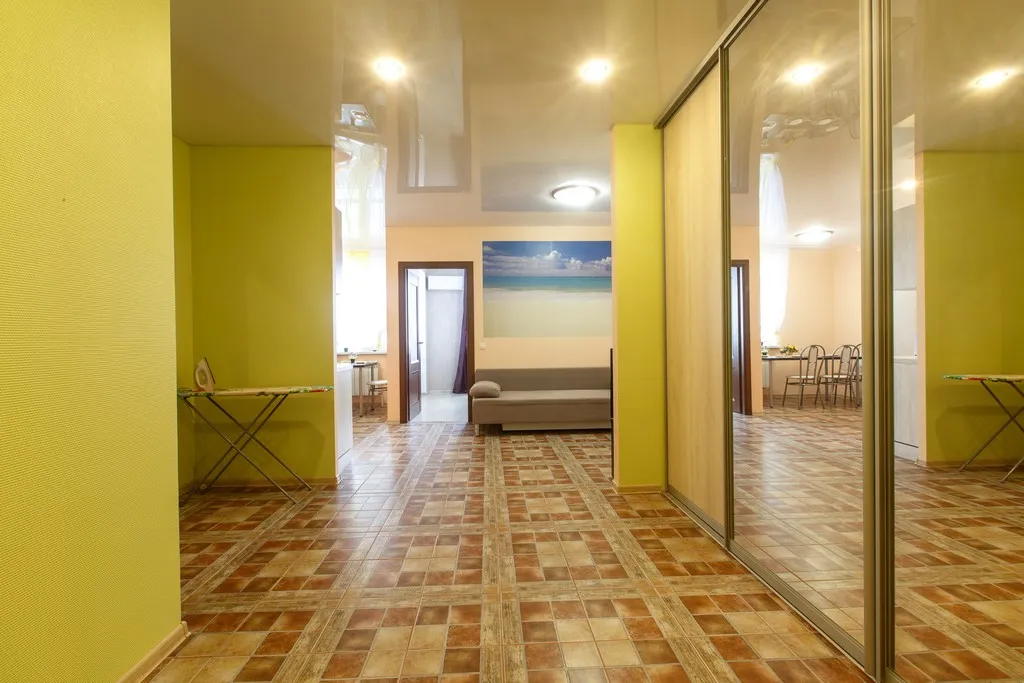 Квартира однокомнатная у Российской, в Октябрьском, 55 м², Самара — фото 12