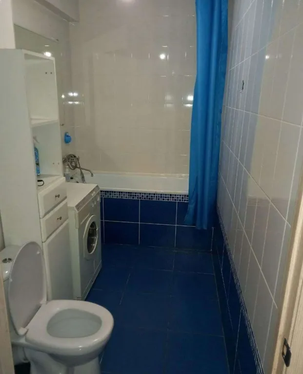 Квартира однокомнатная в микрорайоне Берёзовом, 37 м², Маркова — ванная комната