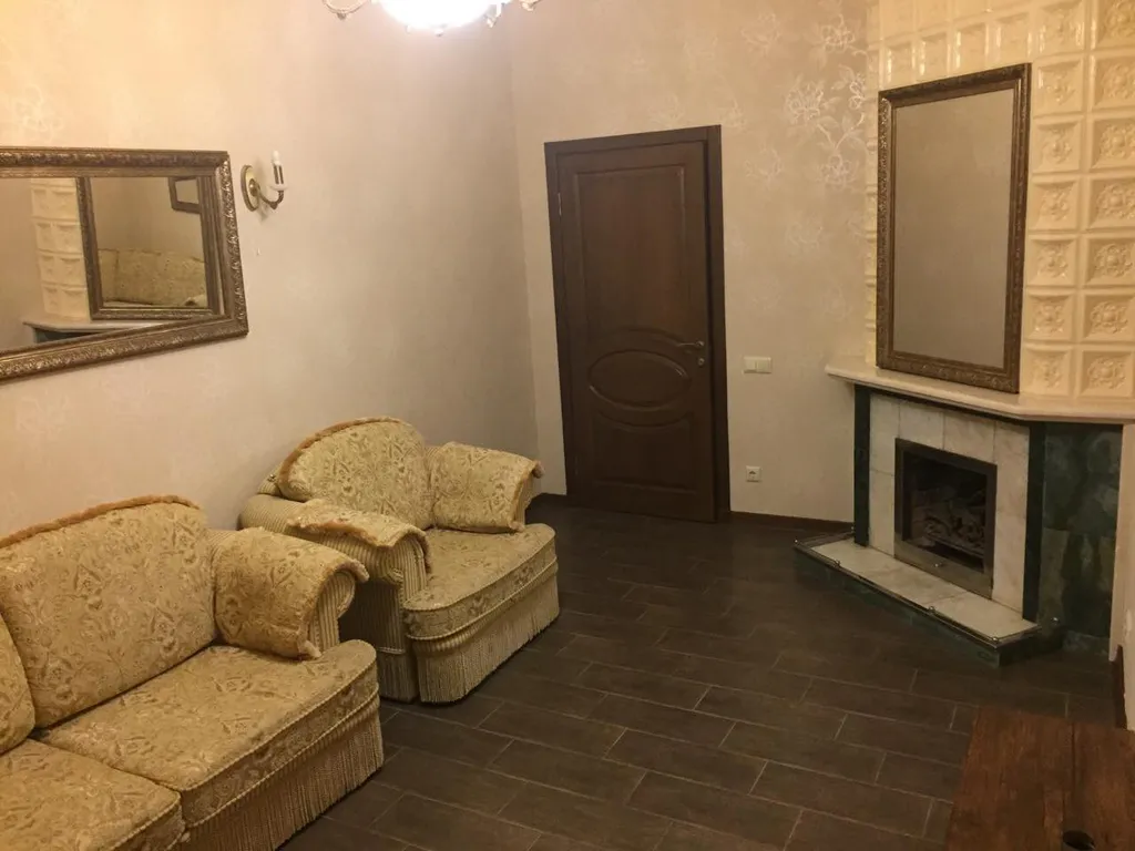 Квартира двухкомнатная на улице Космонавтове, 80 м², Форос — фото 2
