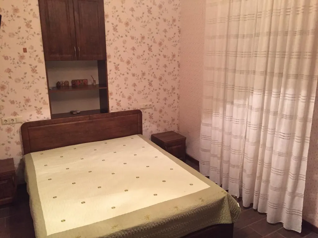 Квартира двухкомнатная на улице Космонавтове, 80 м², Форос — фото 7