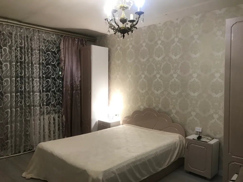 Квартира однокомнатная на улице Первомайской, 50 м², Переславль-Залесский — спальня
