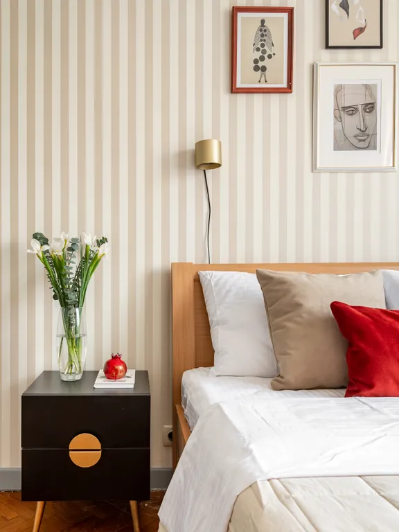Квартира двухкомнатная у Маяковской, в Тверском, 54 м², Москва — спальня, фото 9