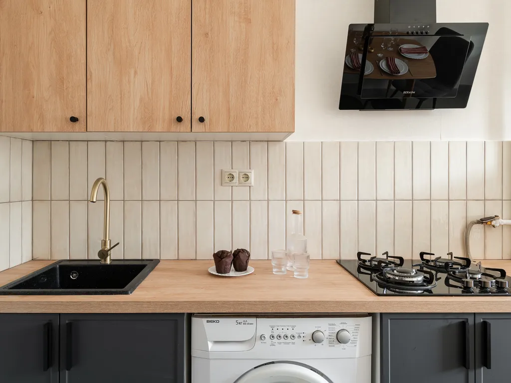 Квартира двухкомнатная у Маяковской, в Тверском, 54 м², Москва — кухня, фото 3