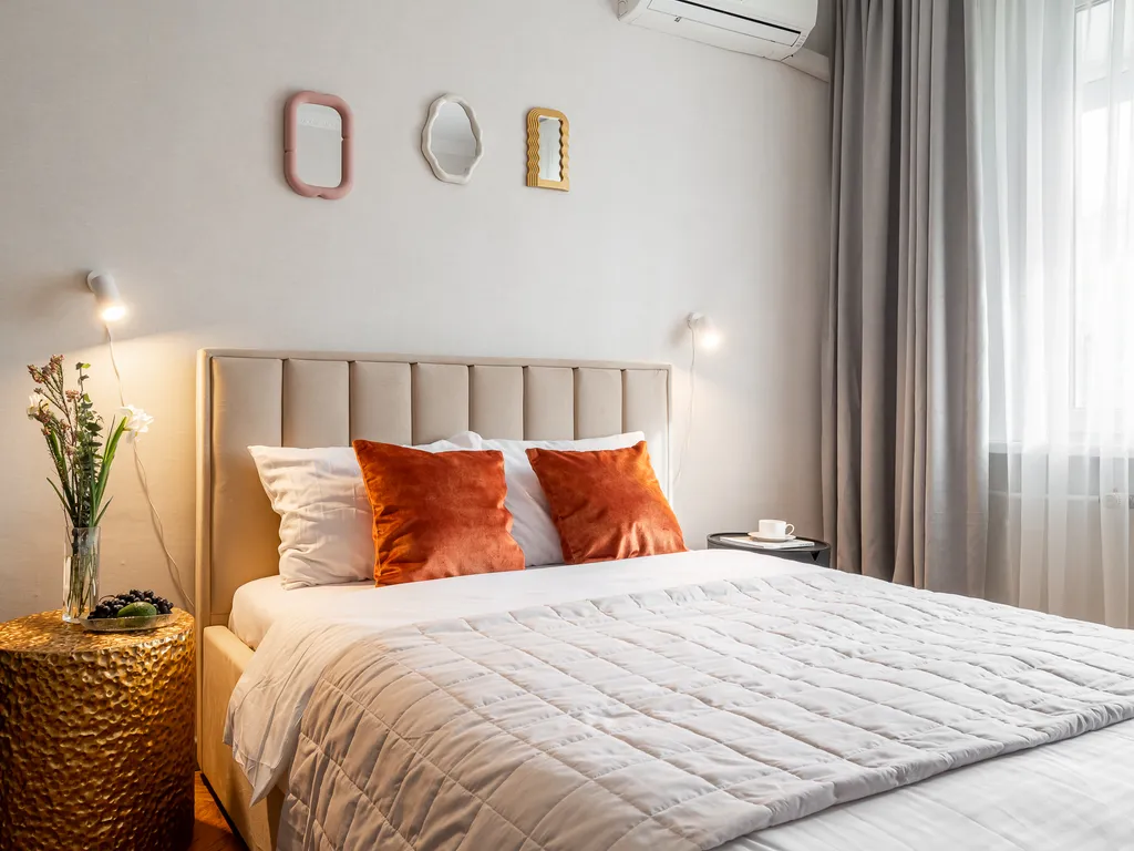 Квартира двухкомнатная у Маяковской, в Тверском, 54 м², Москва — спальня, фото 5