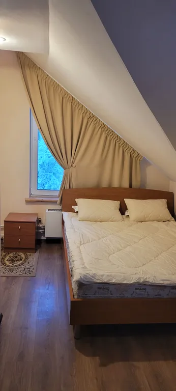 Уютный коттедж с башней