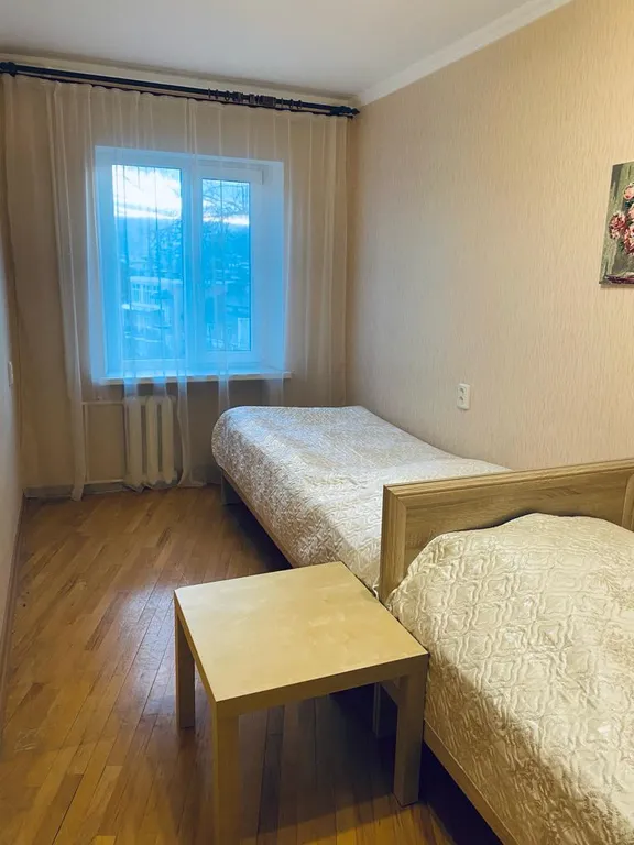 Квартира трёхкомнатная на улице Клары Цеткин, 77 м², Кисловодск — фото 10