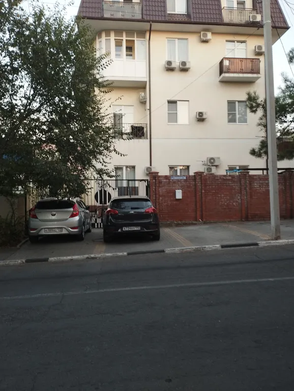 Уютная квартира в центре города с видом на море