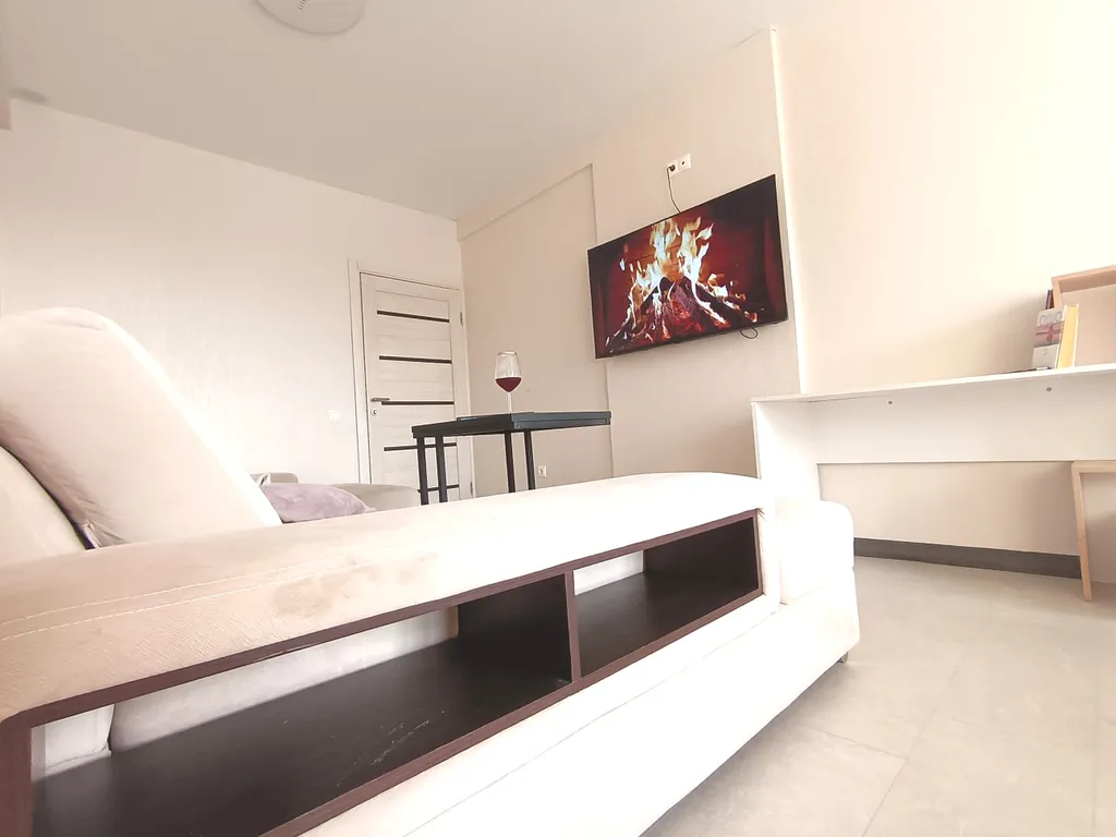 Центр, в новом доме у Чаши Казан Одна станция метро до Кремля