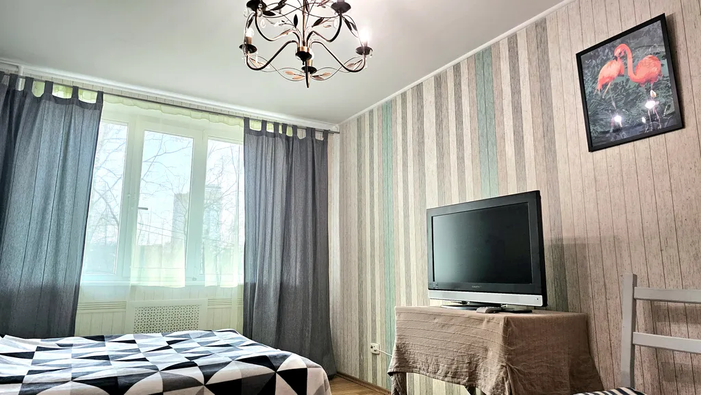 Апартаменты однокомнатные в Красногвардейском, 35 м², Санкт-Петербург — спальня, фото 3