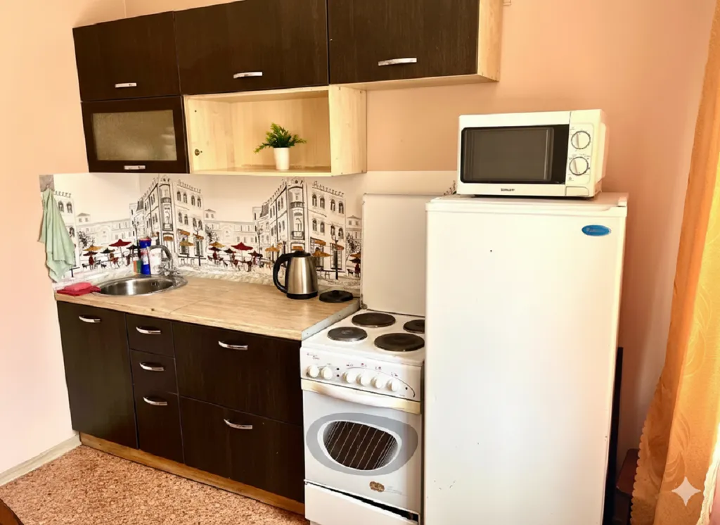 Квартира двухкомнатная на улице Трегубенко, 52 м², Минусинск — кухня, фото 2