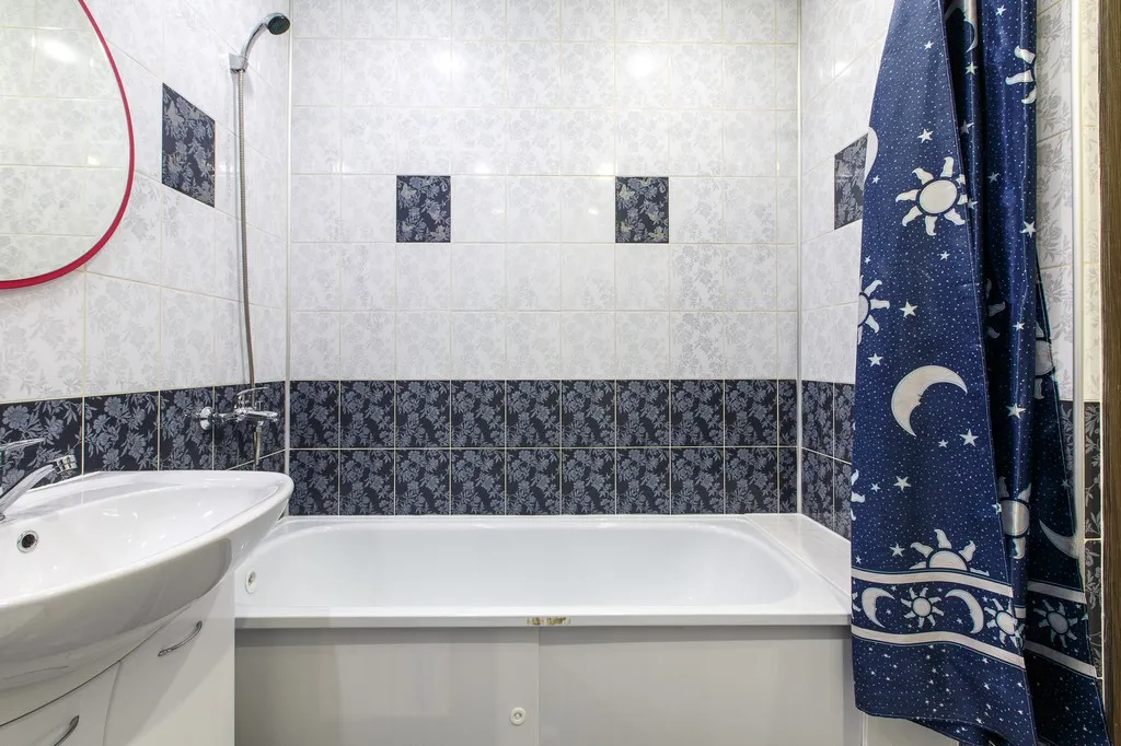 Квартира однокомнатная в Самарском, 46 м², Самара — ванная комната, фото 2