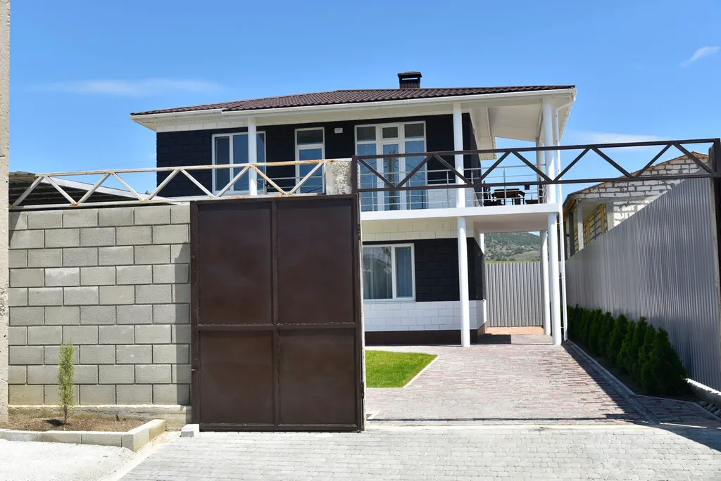 Частный дом