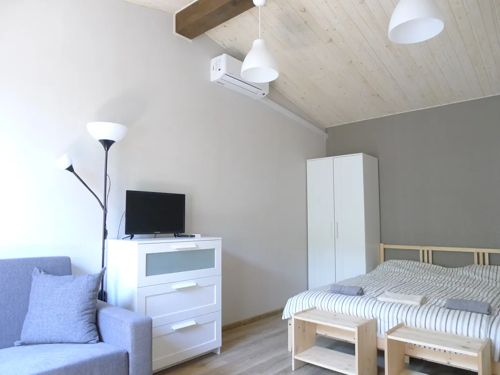Квартира однокомнатная на улице Дмитриева, 25 м², Ялта — фото 2