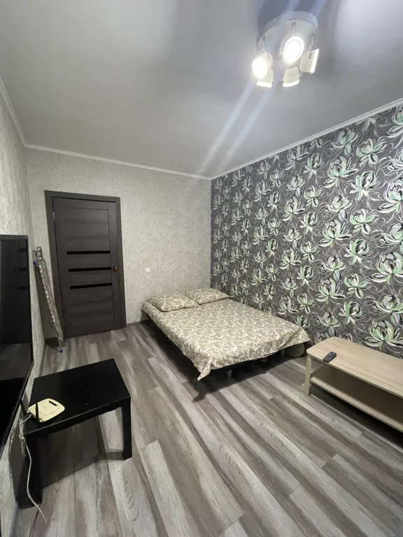 Квартира однокомнатная на улице Волотовской, 40 м², Великий Новгород — спальня, фото 5