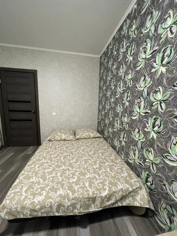 Квартира однокомнатная на улице Волотовской, 40 м², Великий Новгород — спальня, фото 6
