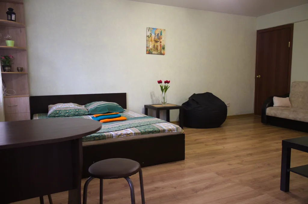Квартира однокомнатная на улице Глеба Успенского, 35 м², Рыбинск — спальня, фото 3