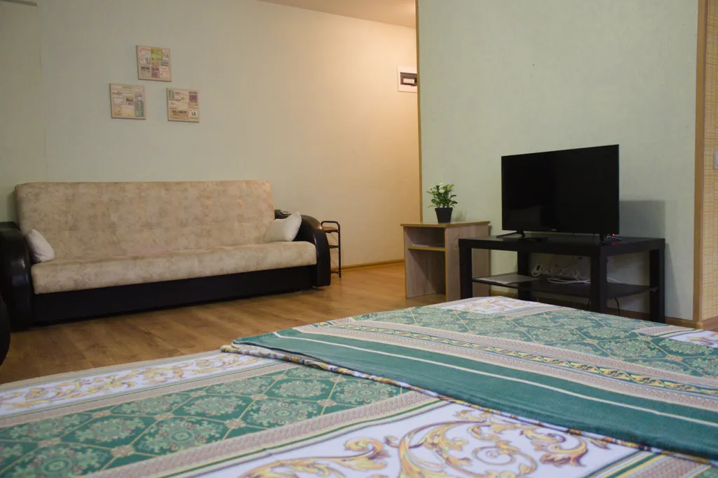 Квартира однокомнатная на улице Глеба Успенского, 35 м², Рыбинск — спальня, фото 4