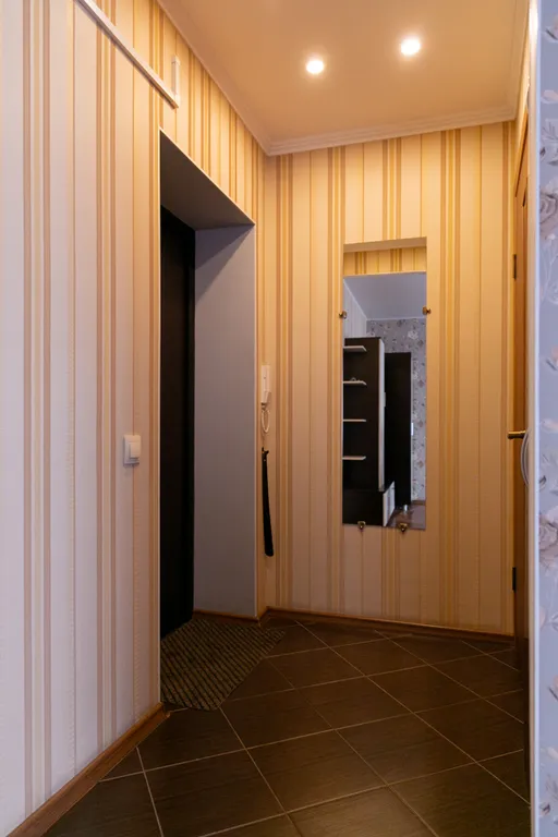 Квартира двухкомнатная в Центральном, 40 м², Красноярск — фото 10
