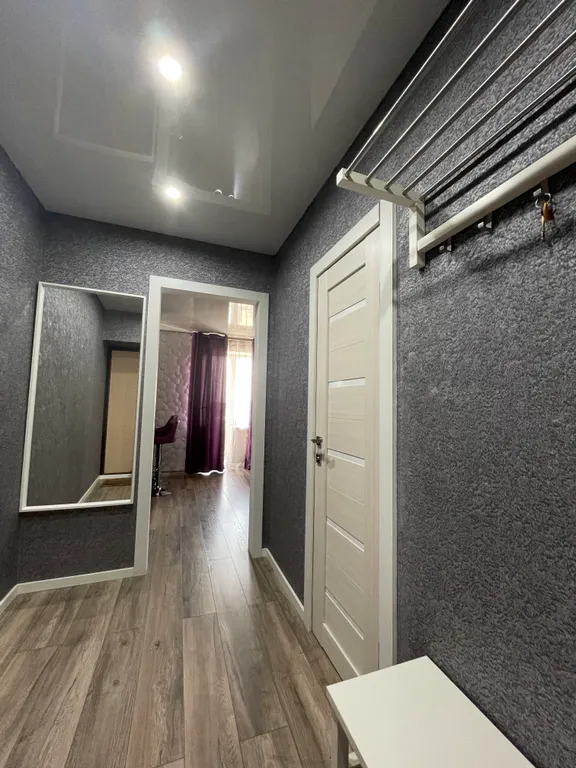 Квартира однокомнатная на улице Инзенской, 45 м², Азов — фото 8