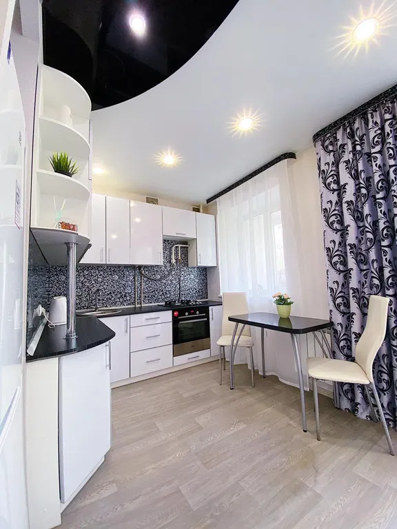 Студия однокомнатная на улице Гайдаре, 35 м², Дзержинск — кухня, фото 2