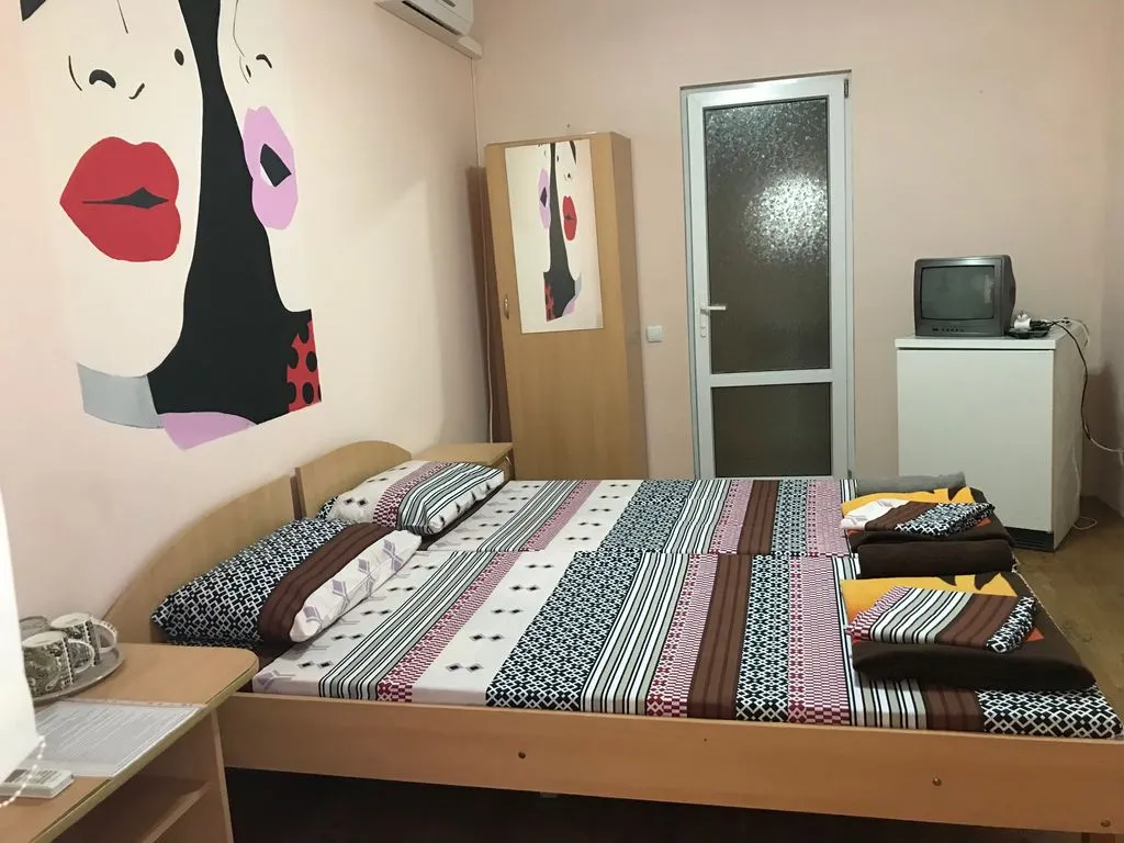 Двухместный номер с 1 кроватью эконом — общий вид