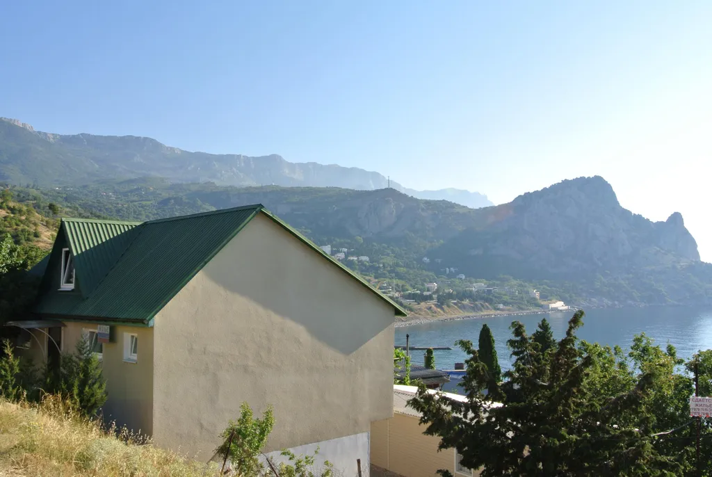 Первая линия у моря