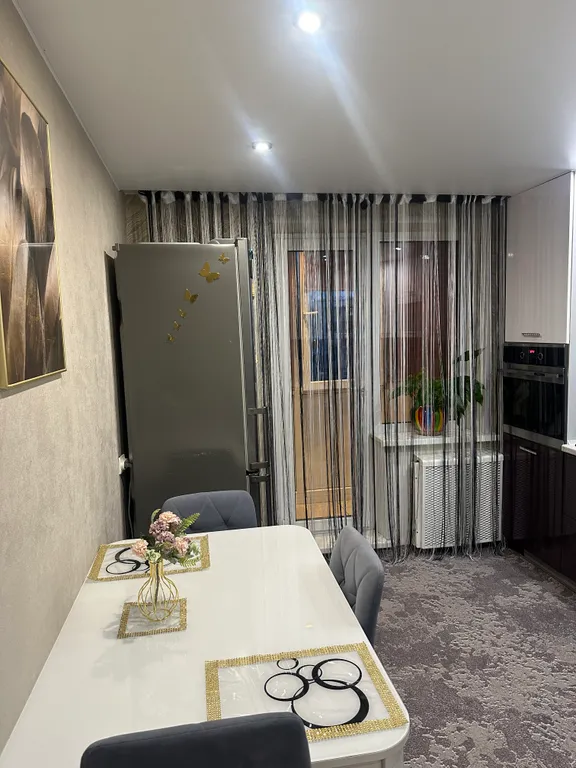 Апартаменты двухкомнатные на улице Западной, 60 м², Псков — фото 14