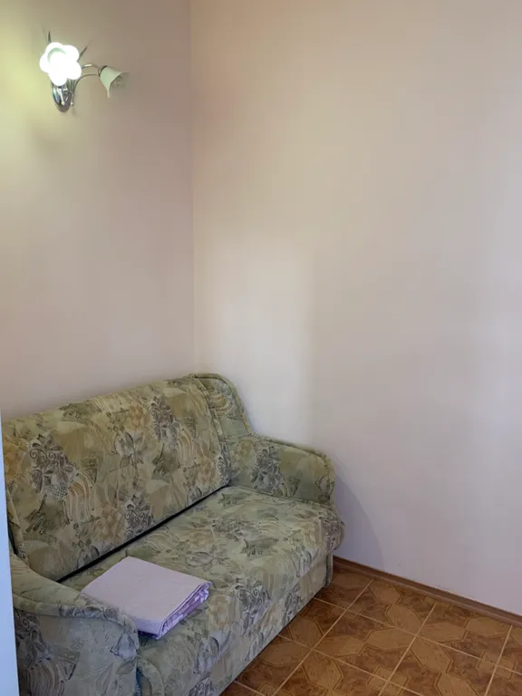 Дом 4-местный на улице Садовой, 90 м², Ялта — спальня, фото 4