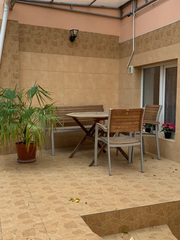 Дом 4-местный на улице Садовой, 90 м², Ялта — фото 22