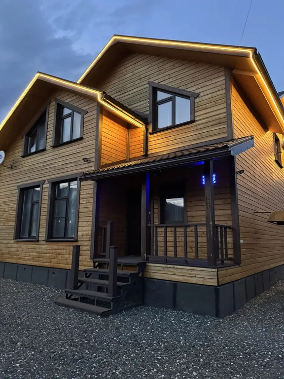 Дом 18-местный, 240 м², Шерегеш — двор