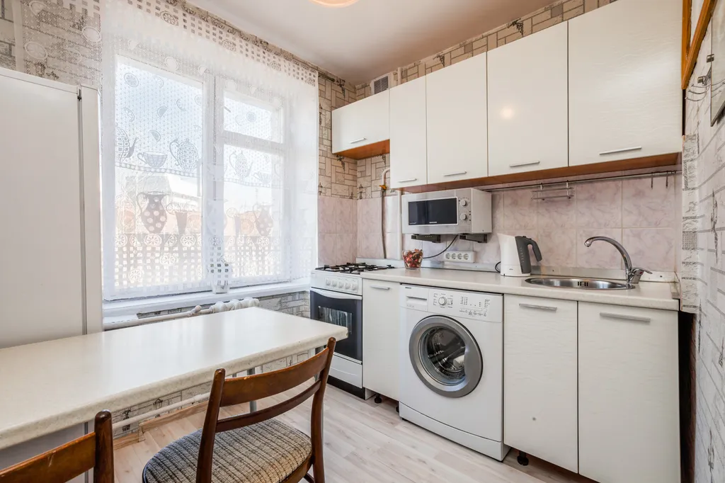 Квартира однокомнатная у Коломенской, в Нагатинском Затоне, 40 м², Москва — кухня